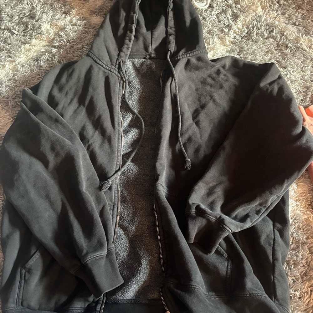 blandly melville zip up